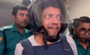 কাঠগড়ায় দাড়িয়ে যে কান্ড করলেন পলক