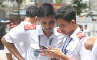 এসএসসি রেজাল্ট ২০২৫: কিভাবে সবার আগে দেখবেন আপনার ফল? জানুন নিয়ম