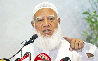 জামায়াত আমির স্ট্যাটাসে জানালেন ‘ভাষা হারিয়ে ফেলেছি’