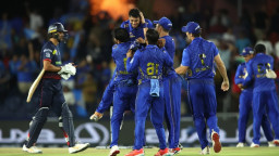 শেষ ওভারে নাটক, অজানা পেসারের বিস্ময়! দ্বিতীয়বারের মতো হলো চ্যাম্পিয়ন