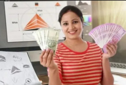 ঘরে বসে আয় এখন বাস্তবতা: বদলে যাচ্ছে লাখো তরুণের জীবন
