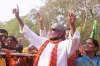 "মার খেয়ে ফিরবেন না, পালটা মারুন": ভোটমঞ্চে ফের আগুন ঝরালেন