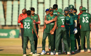 বাংলাদেশের বোলিং তাণ্ডবে উড়ে গেল দক্ষিণ আফ্রিকা