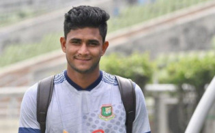 সুযোগ পেয়েও ফিরিয়ে দিলেন নাহিদ রানা