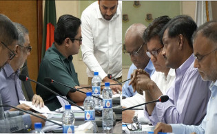 বিসিবির জরুরি বৈঠক: থাকছেন কি গামিনি, নাকি আসছেন নতুন কোচ