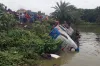 ওভারটেক করতে গিয়ে বাস উল্টে পুকুরে, আহতের সংখ্যা প্রকাশ