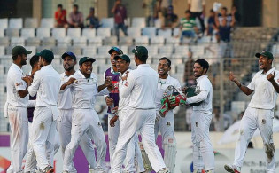 শতাব্দীর সেরা ১৫ টেস্ট সিরিজে বাংলাদেশের দুই ঐতিহাসিক লড়াই