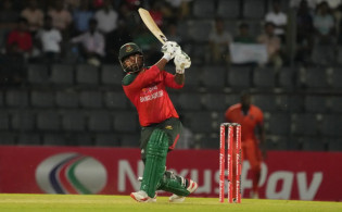 বাংলাদেশ বনাম নেদারল্যান্ডস, ১৮.২ ওভার শেষ দেখেনিন সর্বশেষ স্কোর