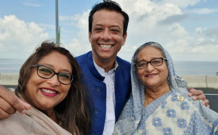 ৪৪ বছরের ইতিহাসে প্রথম: আওয়ামী লীগের নেতৃত্বে আসছে নতুন ধারা