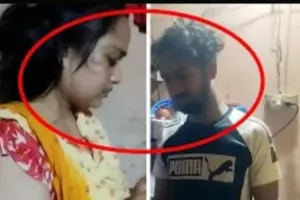 স্ত্রীকে চমক দিতে দ্রুত ডিউটি শেষ করে,বাসায় গিয়ে দেখেন স্ত্রী পরকীয়ায় ব্যস্ত