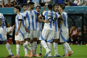 চরম উত্তেজনায় শেষ হলো আর্জেন্টিনা বনাম অ্যাঙ্গোলা,র ম্যাচ, জেনেনিন ফলাফল