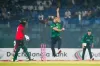 ১৭ ওভার শেষ, জয়ের জন্য প্রয়োজন আরও যত রান, দেখেনিন স্কোর
