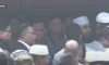 খালেদা জিয়ার কফিন কাঁধে নিলেন মিজানুর রহমান আজহারী