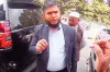 গানম্যান নিয়ে জামায়াত প্রার্থীর ক্যান্টনমেন্ট পার হওয়ার চেষ্টা, অতঃপর...