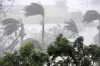 দুপুরের মধ্যেই ঝড়বৃষ্টির সতর্কতা, ১০ জেলায় ৬০ কিমি বেগে দমকা হাওয়ার আশঙ্কা
