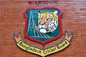 আজ বিসিবি নির্বাচন: ভোটের লড়াই, সমঝোতা আর সম্ভাব্য চমকের আভাস