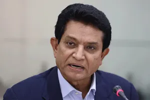১০ হাজার কর্মী ছাঁটাইয়ের পরিকল্পনা: এ কে আজাদের বক্তব্য ঘিরে আলোচনা