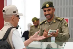 এইমাত্র পাওয়া : ভিসা নিয়ে সুখবর দিলো সৌদি আরব